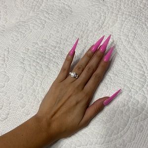 2.3 Carat Moissanite